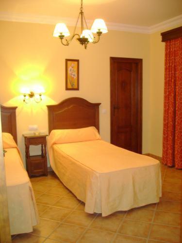 Hotel Santa Cruz Los Palacios Y Villafranca Exteriér fotografie